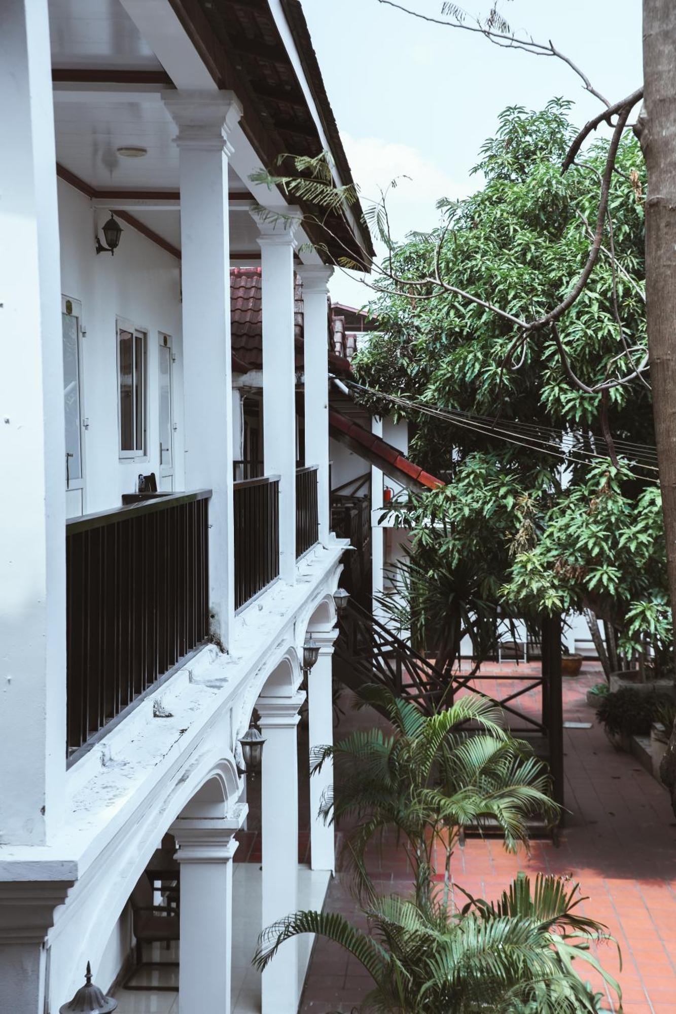 Vientiane Garden Villa Hotel And Coffee Экстерьер фото
